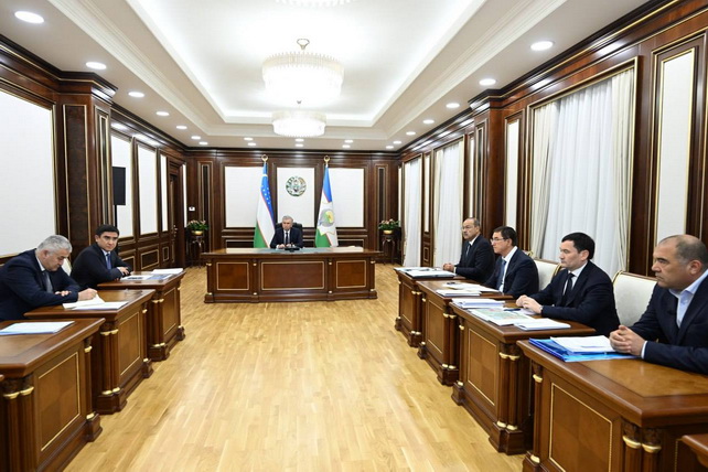 Uzbek President reviews plans to develop Uzbekistan’s railway sector and boost revenue