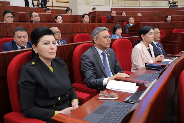 Қонунчилик палатаси экстремизмга қарши курашиш тўғрисидаги қонун лойиҳасини қабул қилди