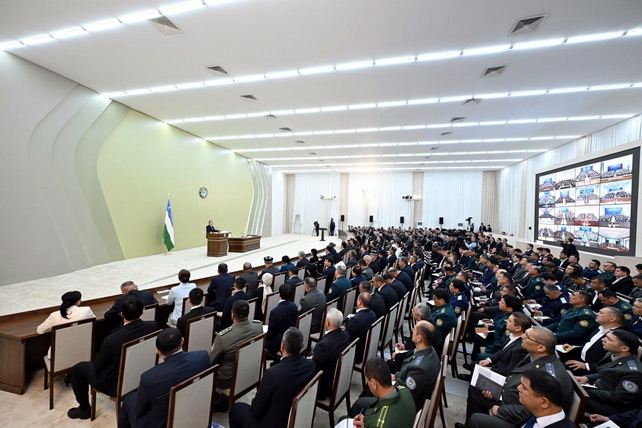 Shavkat Mirziyoyev Surxandaryo viloyatida sanoatni rivojlantirish maqsadida ko‘mir ishlab chiqarishni oshirishni topshiridi
