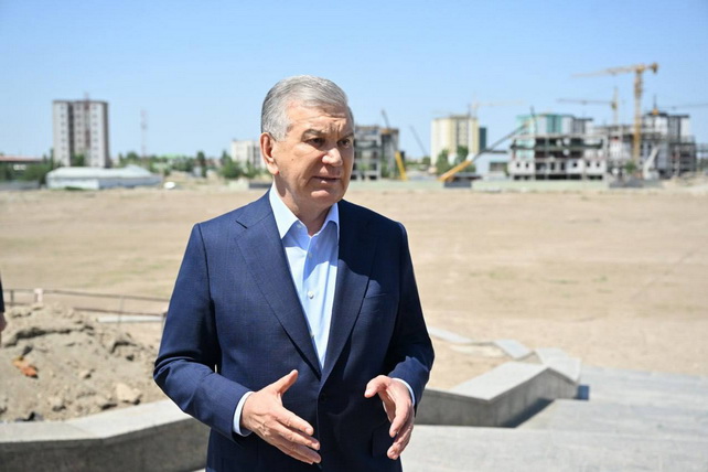 Mirziyoyev familiarizes himself with the construction of the Al-Khwarizmi Innovation Town
