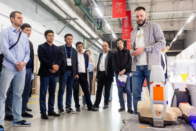 Uzbek Delegation Visits High-Tech Companies at the “Technopolis Moscow” Special Economic Zone