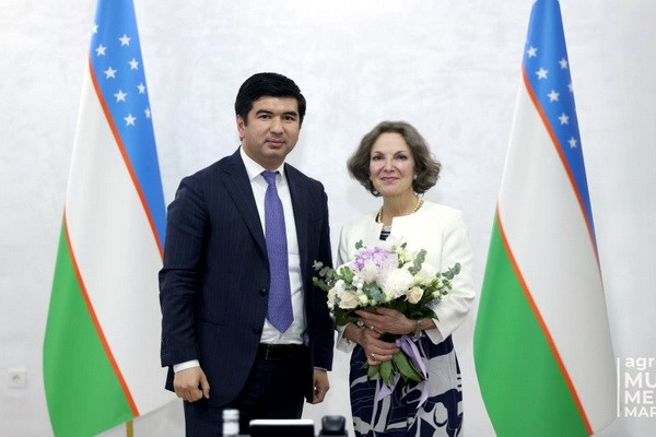 Uzbekistan, France discuss export of fruits and vegetables