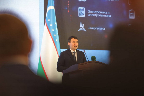 Uzbekistan and Kazakhstan to create a joint foreign trade company and an international center for industrial cooperation
