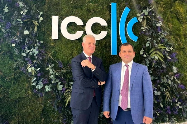 The Chairman of the CCI meets with the Secretary General of the International Chamber of Commerce