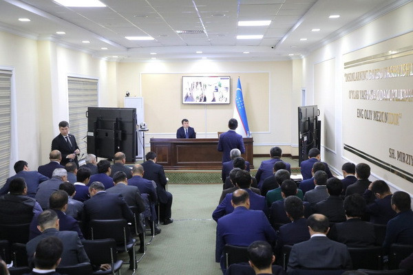 Measures for further socio-economic development of a number of districts of Tashkent were discussed