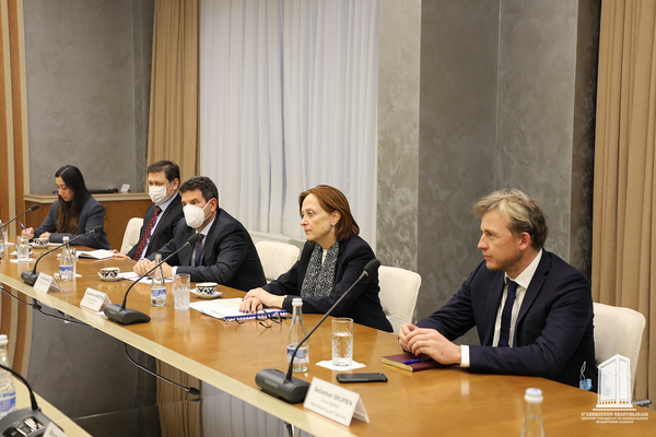 Uzbek DPM holds meeting with representatives of the European Bank for Reconstruction and Development