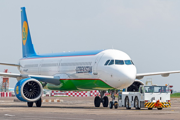 Uzbekistan Airways Бухоро – Новосибирск рейсларини очди