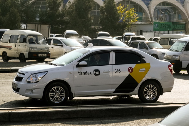 Тошкентни ҳайратга солган воқea: Yandex Go ҳайдовчиси сафар вақтида йўловчининг туғруғини қабул қилди