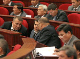 MPs discuss propaganda of laws among population, youth