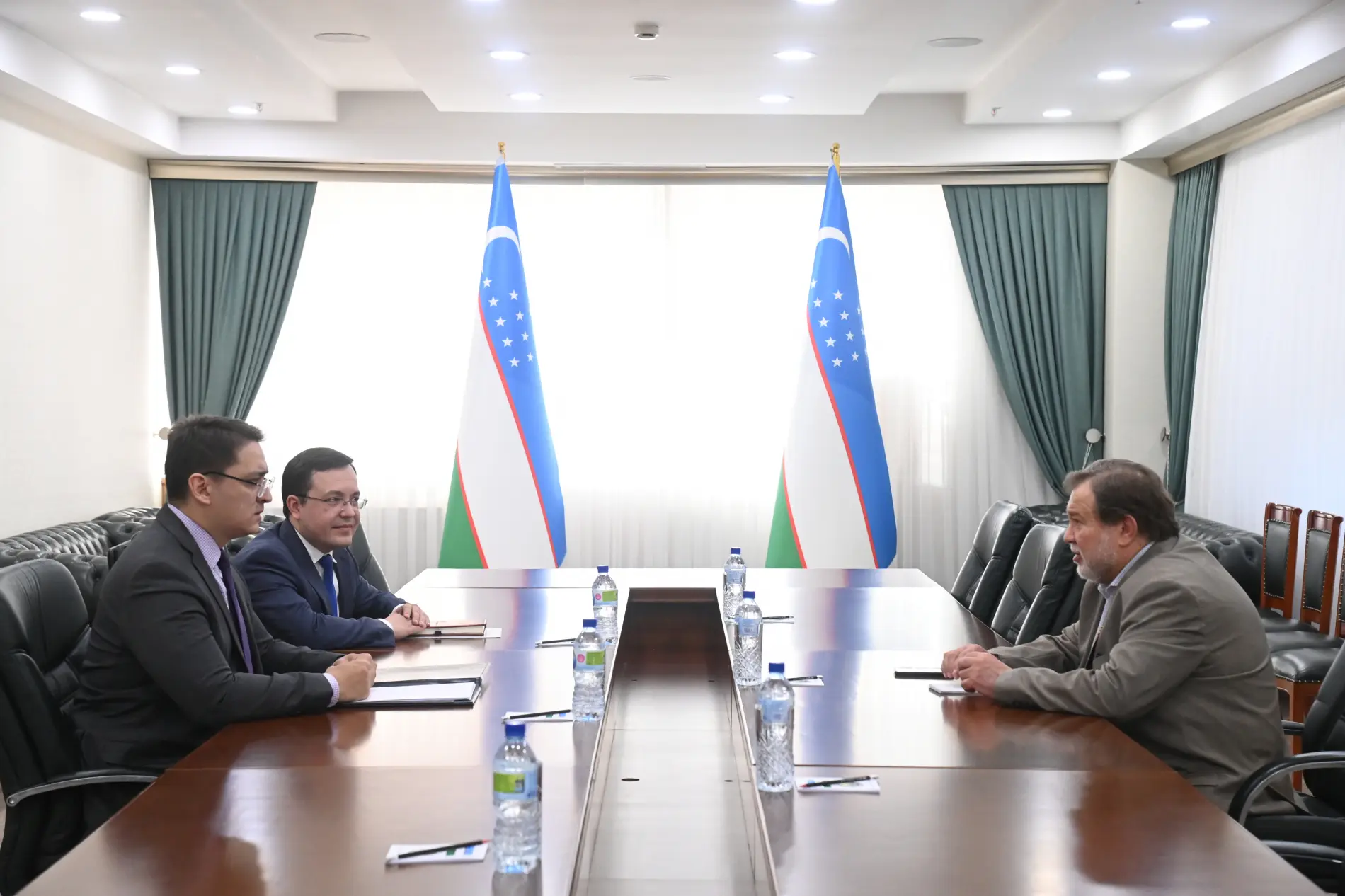 Uzbekistan urges Russia to address eights of Uzbek migrants
