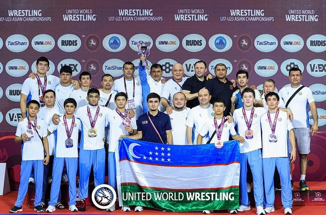 Узбекистан стал вторым на чемпионате Азии U17 по борьбе