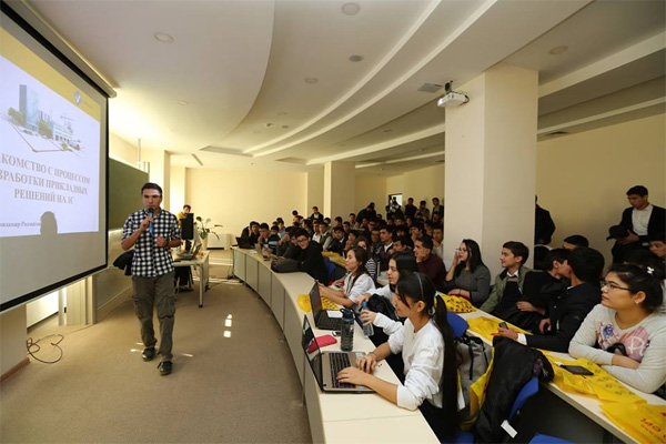 IUT and Venkon Group hold event “Day 1C: Careers”