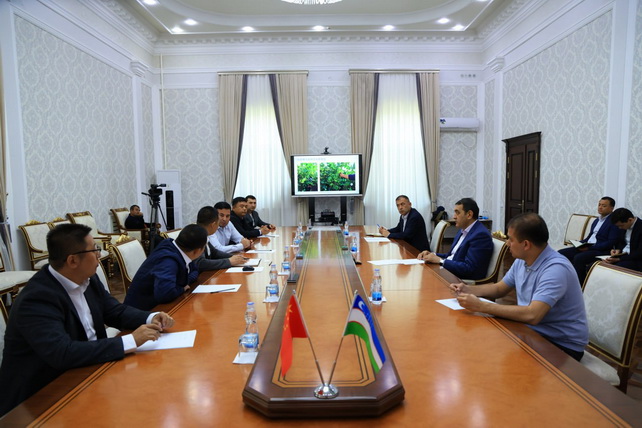Farg‘ona va Xitoyning “Yanshi Dehai” kompaniyasi qishloq xo‘jaligi sohasida hamkorlikni yo‘lga qo‘ydi
