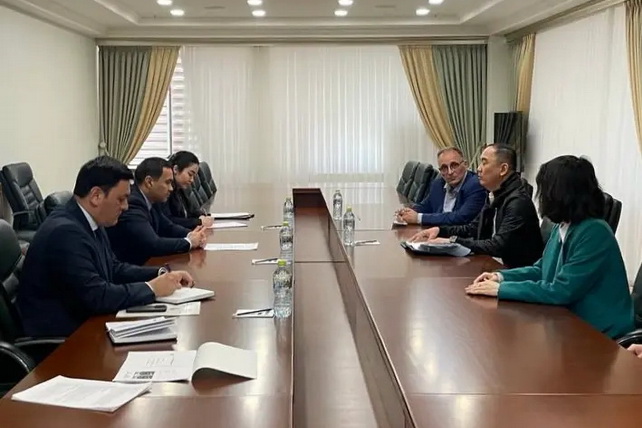 O‘zbekiston va Singapur Avstraliyaga o‘zbek fuqarolarini ishga joylashtirishni muhokama qildi