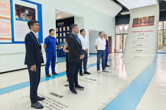 Uzbekistan’s Pharmaceutical Agency Holds Talks with Chinese Companies