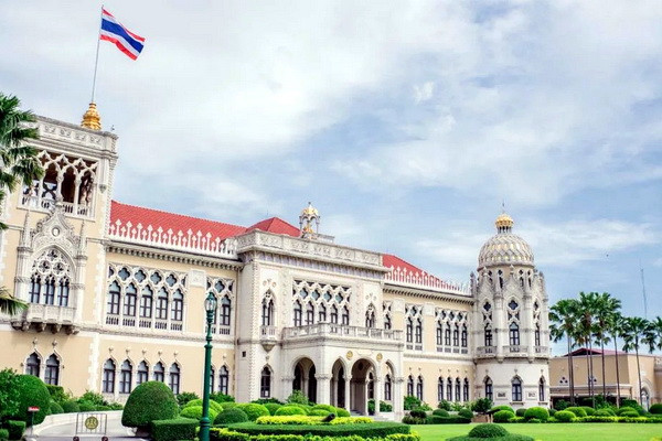 The Royal Thai Government promotes tourism with a 30-day tourist visa exemption scheme for Chinese and Kazakhstani tourists