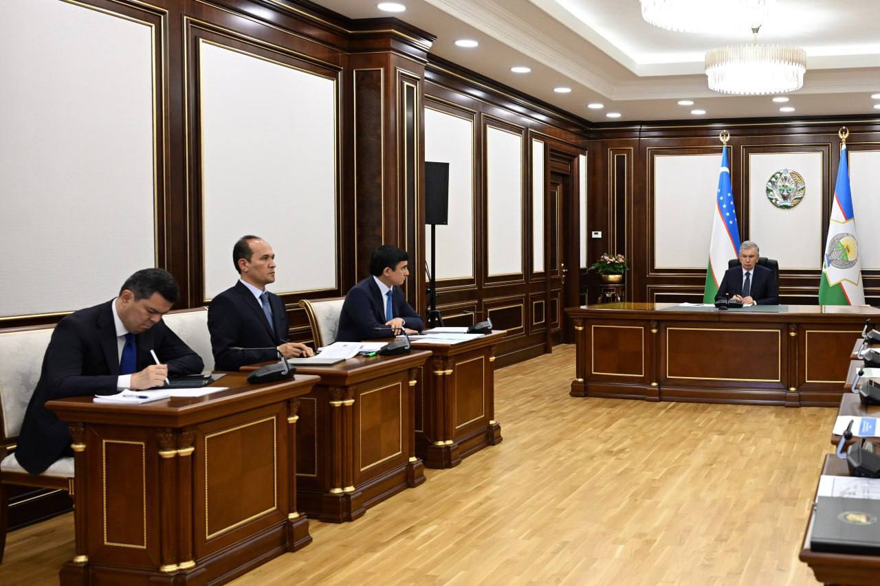 President reviews plans for Tashkent metro expansion to the TTZ district