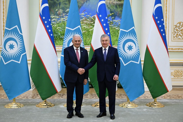 O‘zbekiston Prezidenti Turkiy davlatlar tashkiloti Oqsoqollar kengashi raisini qabul qildi