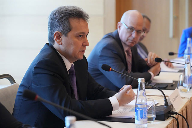 Рақамли технологиялар вазири АҚШнинг етакчи компаниялари билан учрашув ўтказди