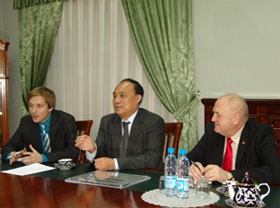 ITU deputy chief visits UzACI