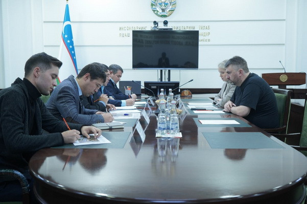 A project to create a transport and logistics hub in Syrdarya region was discussed
