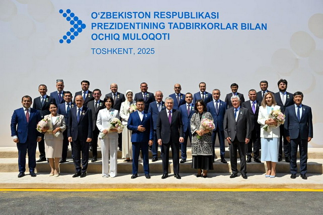 President Awards State Honors to Entrepreneurs for Contributions to Economy and Exports