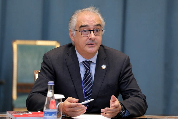 The Minister of ICT meets with the responsible UN Commissioner