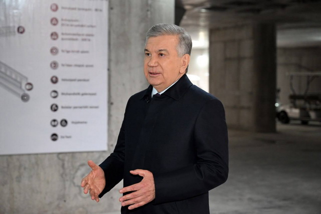 Mirziyoyev Reviews Infrastructure and Digital Projects in New Tashkent