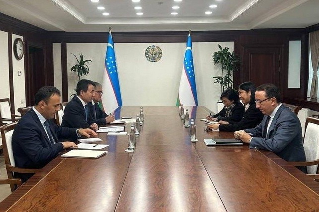 Uzbekistan and ADB Discuss US$1.42B Projects for 2026