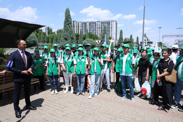 Youth environmental campaign “Train to the Aral Sea”: A contribution to the region’s sustainable future