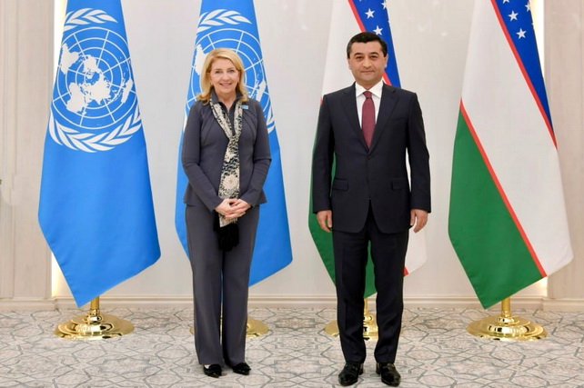 Bakhtiyor Saidov and UNICEF Executive Director discuss child welfare and regional development projects