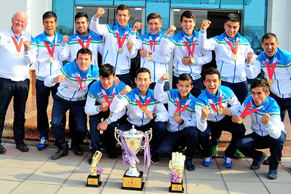 Uzbekistan deaf futsal team receives awards