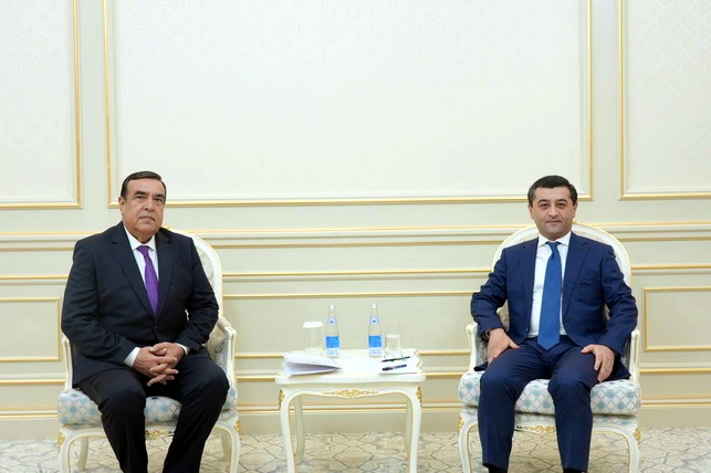 Uzbek Foreign Minister Meets Tajik Ambassador to Discuss Strategic Partnership