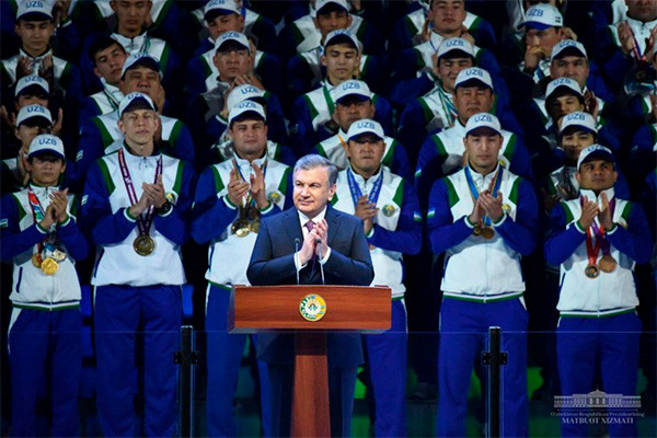 President attends opening ceremony of Humo Arena