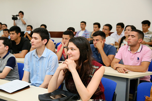 Uzbekistan to launch national student environmental volunteer movement