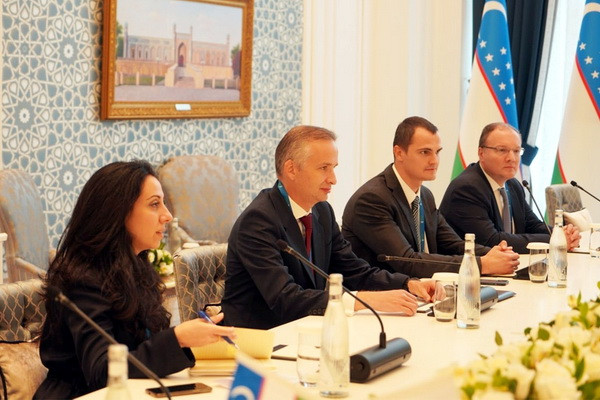 Uzbekneftegaz: negotiations were held with business circles and foreign partners, international banks