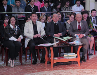 Poetry meeting takes place in Navoi