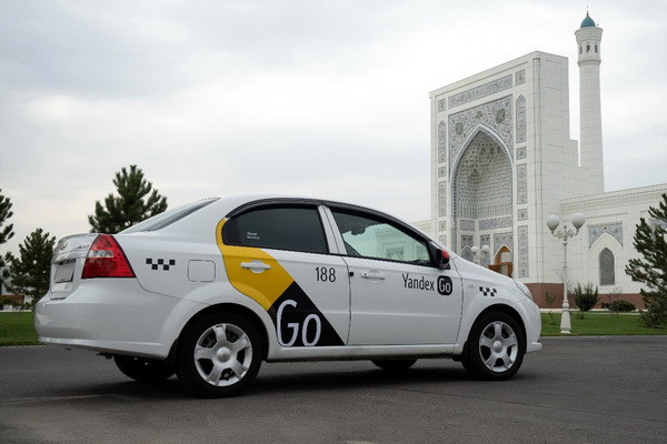 Yandex Go starts to accept payments with use of banking cards in Tashkent
