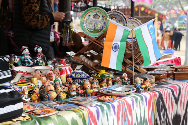 Uzbekistan attends Surajkund International Crafts Mela 2019 fair