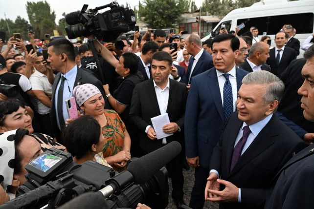 President Instructs that the Shurariq Mahalla Be Transformed into a Model Settlement of Namangan Region