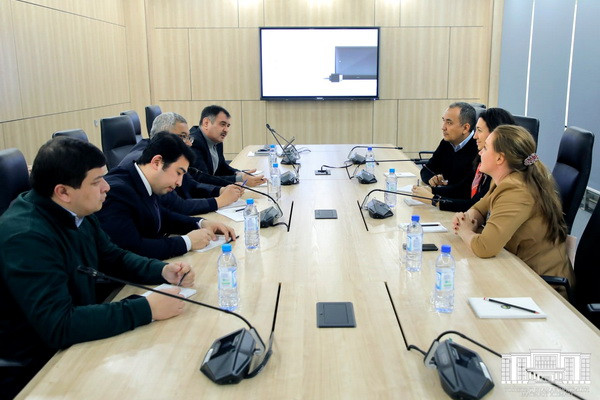 A meeting with the World Bank PPP mission takes place in Tashkent’s khokimiyat