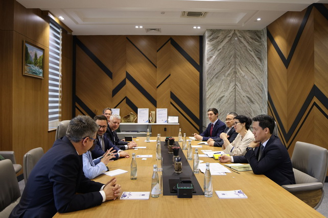 Uzbekistan discusses subsoil use with MOL Group