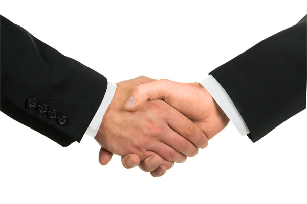 Synterra chief holds meeting with UzACI, Uzbektelecom officials