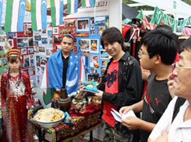 Uzbekistan participates at “Love has no boundaries” fair in China