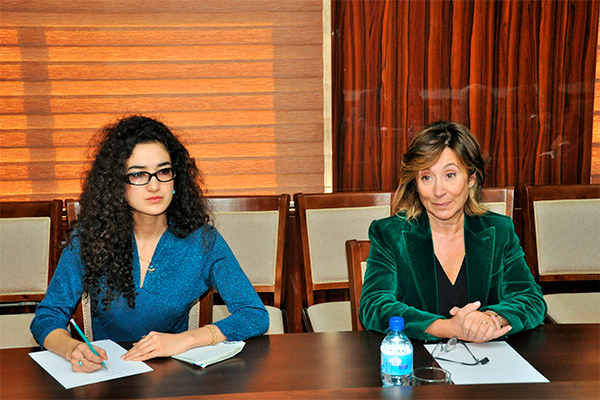 Public Education Ministry and Oracle discuss implementation of educational IT-programs in schools of Uzbekistan