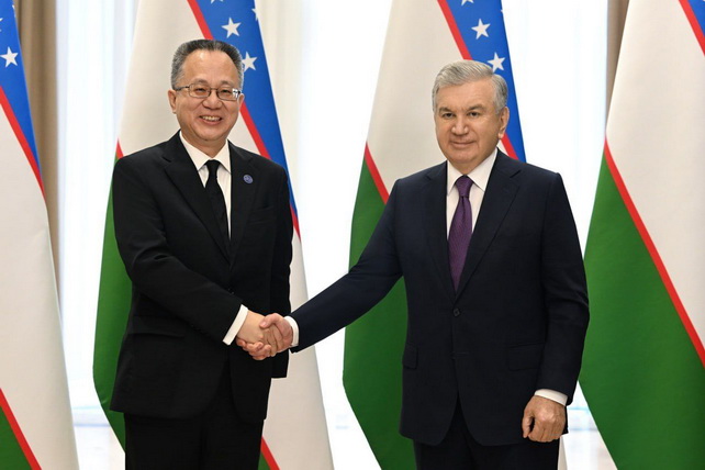 Uzbekistan and ADB Discuss New US$14 Billion Projects within Strategic Partnership