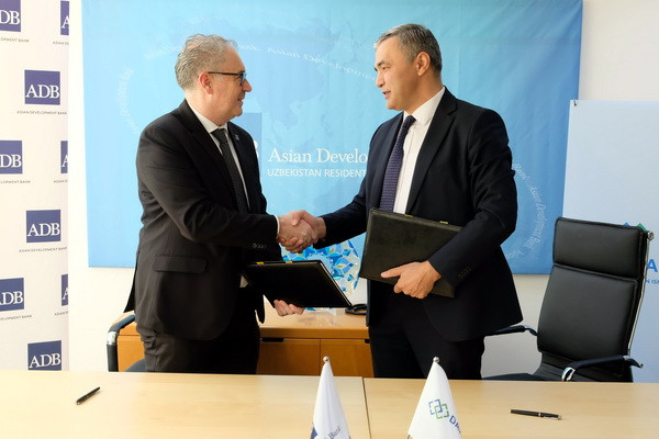 ADB signs partnership agreement with Davr Bank to expand trade support in Uzbekistan