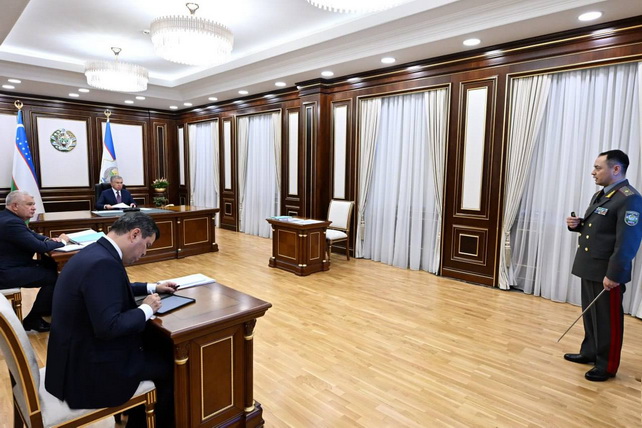 Mirziyoyev Approves Military Education Reform: University of Military Security and Defense Established