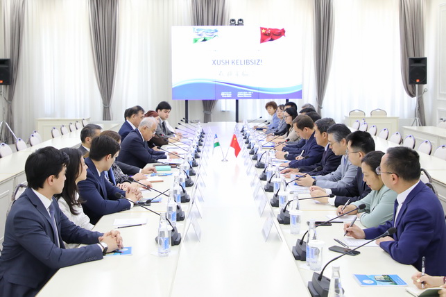 China Delegation Meets Uzbekistan Human Rights Center