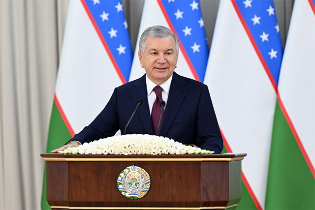 President Mirziyoyev Highlights Doctors’ and Pharmacists’ Contribution to National Health
